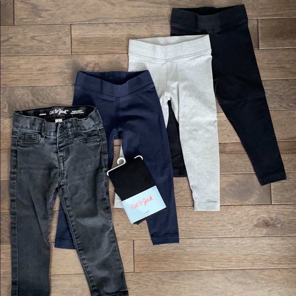 2T LOT 💕 Leggings and tights